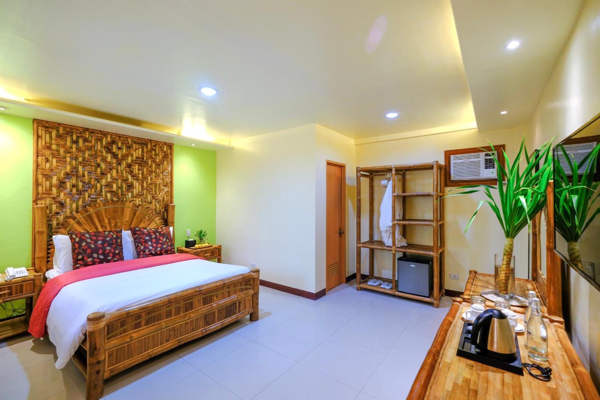 Malapascua Exotic Island Dive Resort Daanbantayan Экстерьер фото